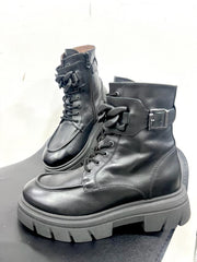 Stivaletti Donna In Pelle Nero Giardini I206081D/100