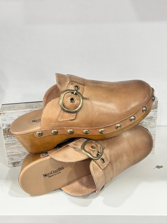 Sabout Nero Giardini Donna E307780D