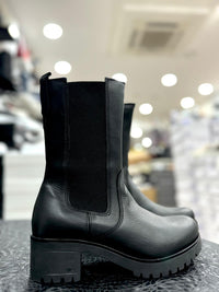 Stivaletto Agora' Modello Sophie Nero 44000