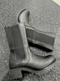 Stivaletto Agora' Modello Sophie Nero 44000