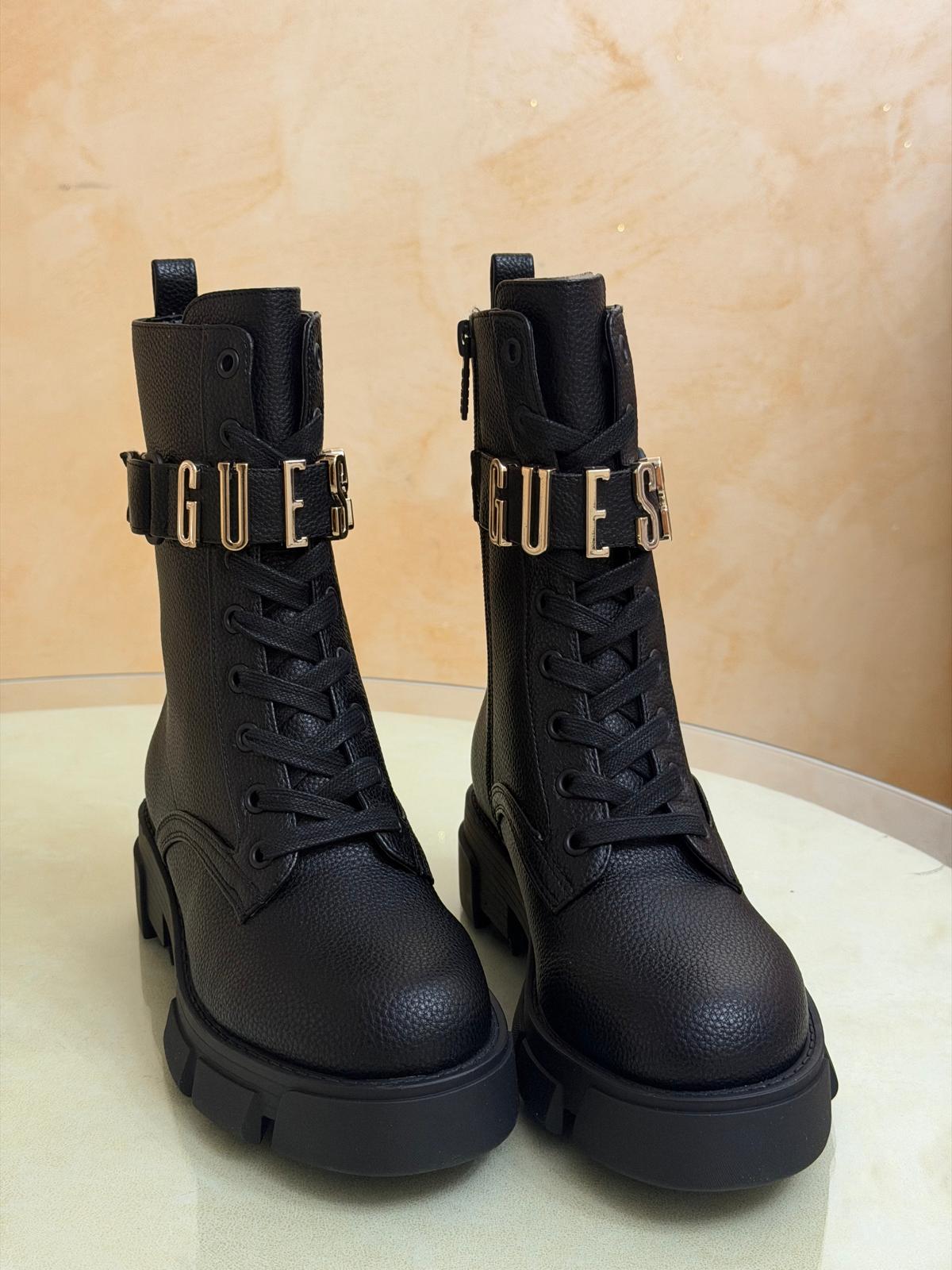 Anfibio Donna Guess