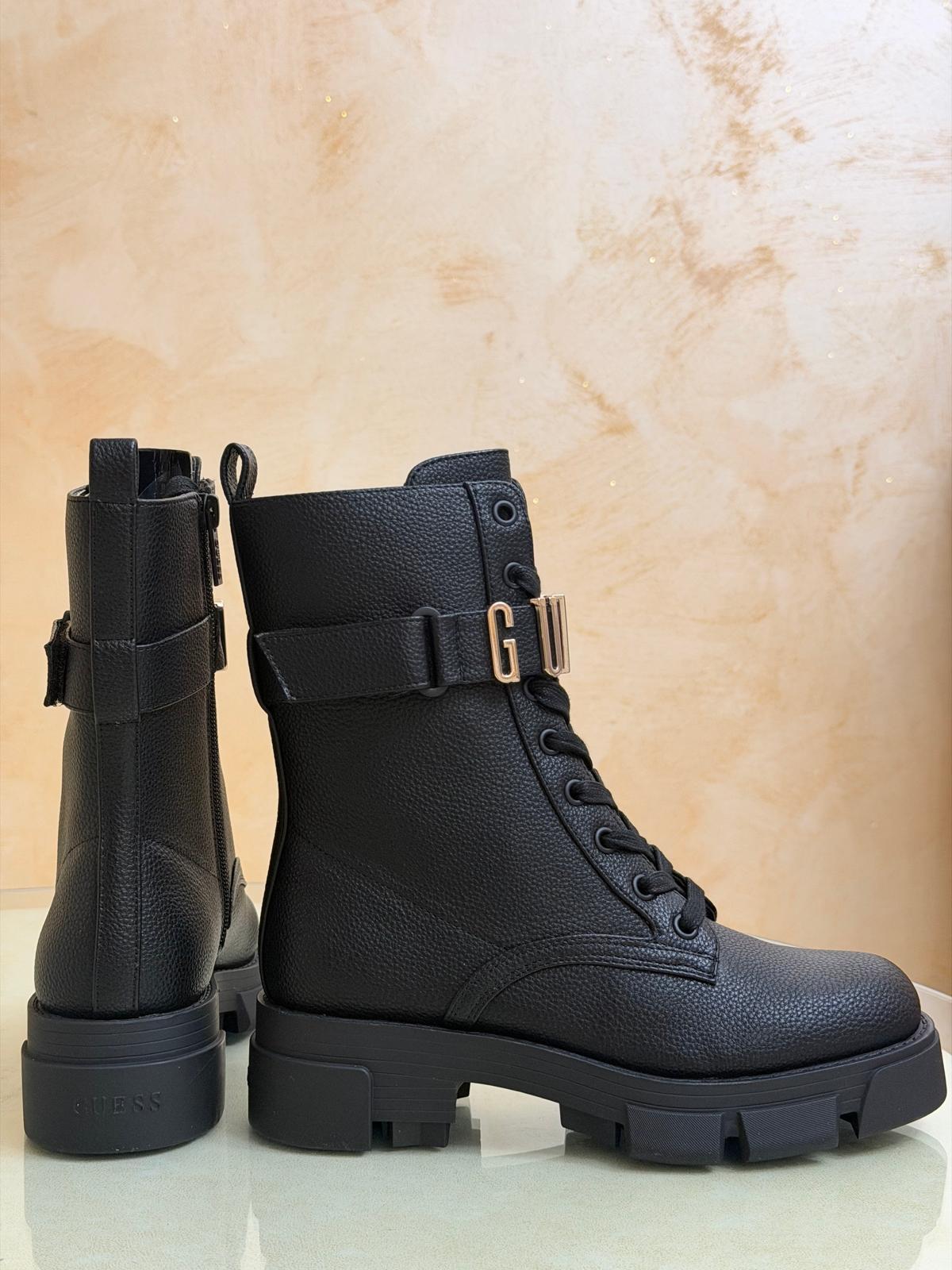 Anfibio Donna Guess