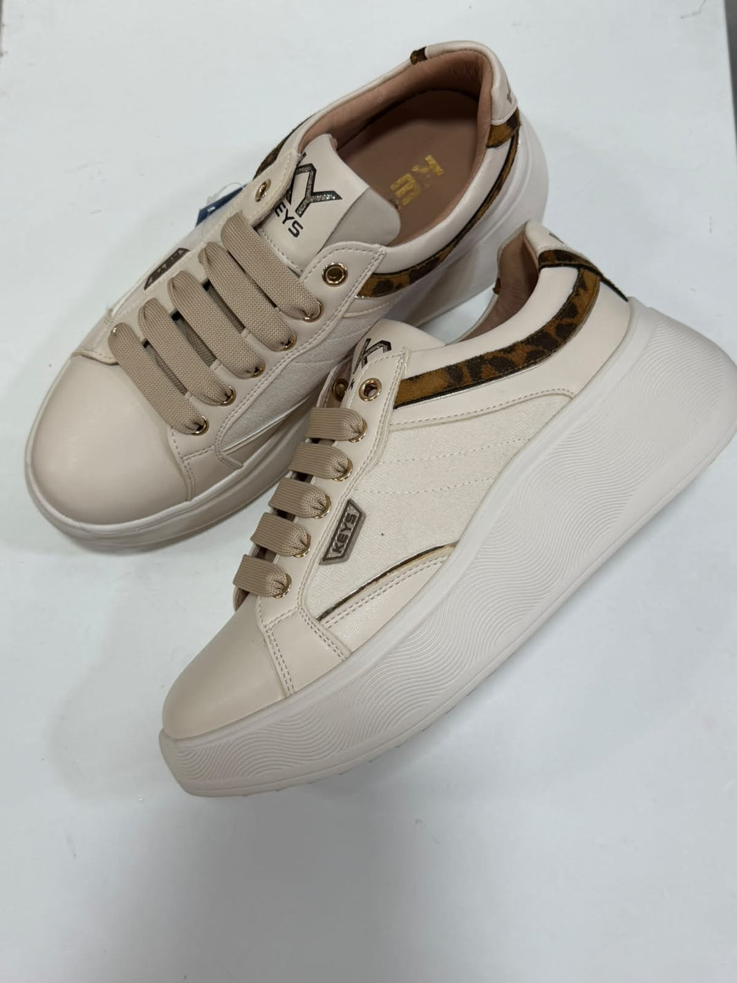 Sneakers DONNA keys K-274