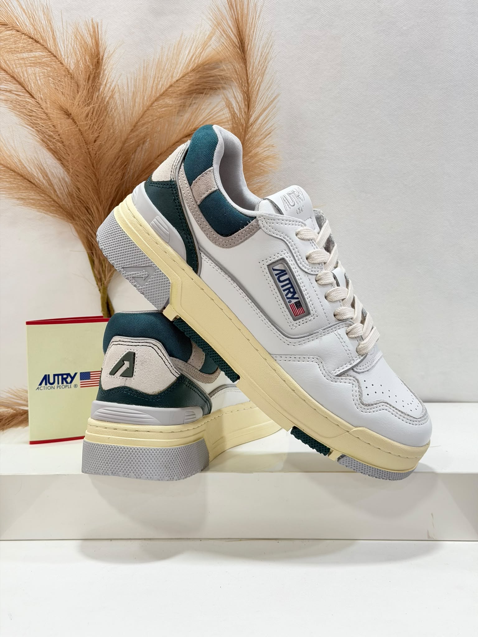 SNEAKERS AUTRY UOMO  CLC LOW ROLM MM24