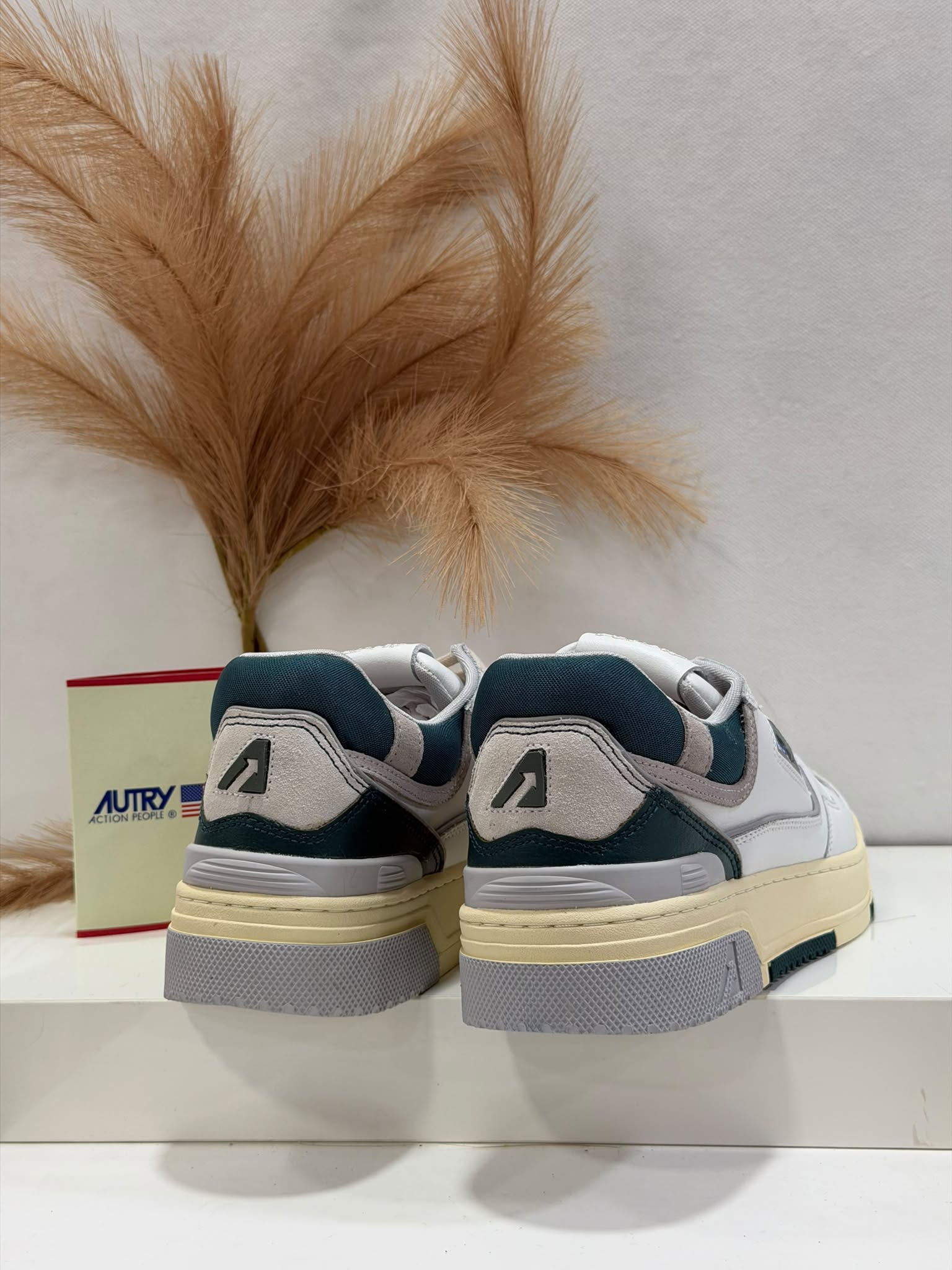 SNEAKERS AUTRY UOMO  CLC LOW ROLM MM24