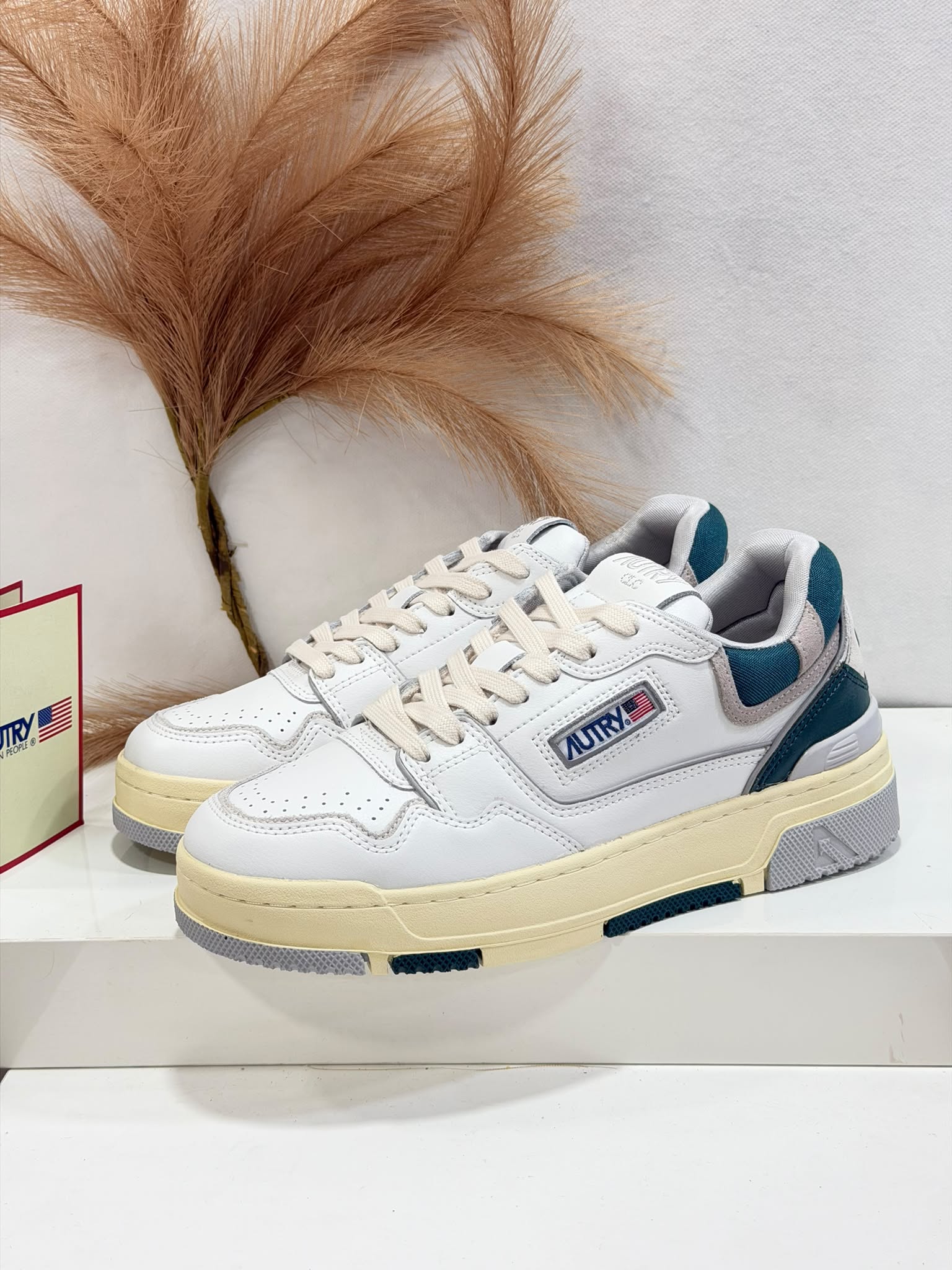 SNEAKERS AUTRY UOMO  CLC LOW ROLM MM24