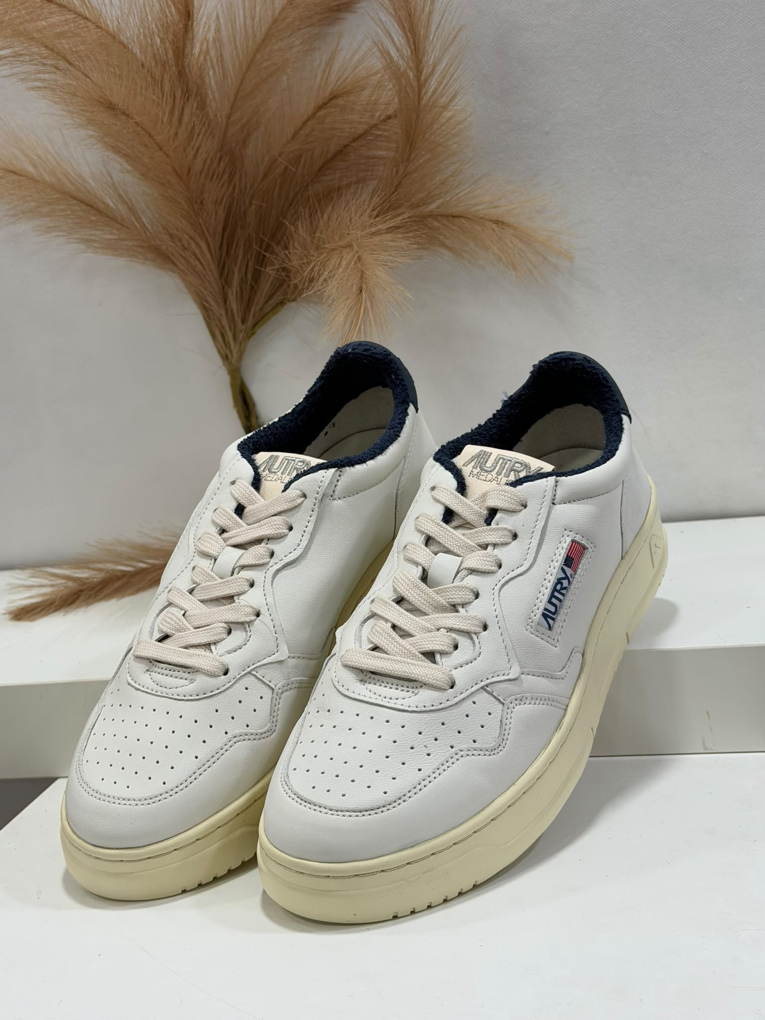 SNEAKERS AUTRY UOMO MEDALIST LOW AULM SP02