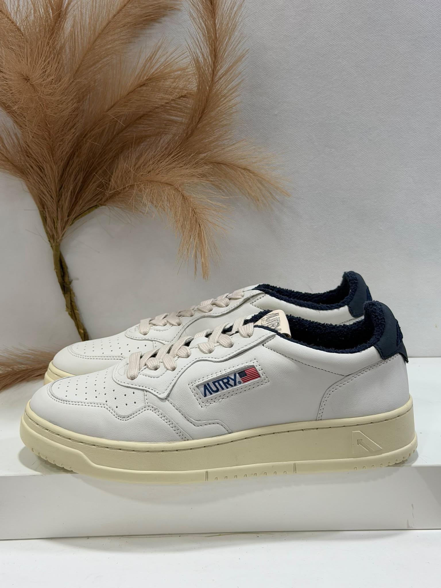 SNEAKERS AUTRY UOMO MEDALIST LOW AULM SP02